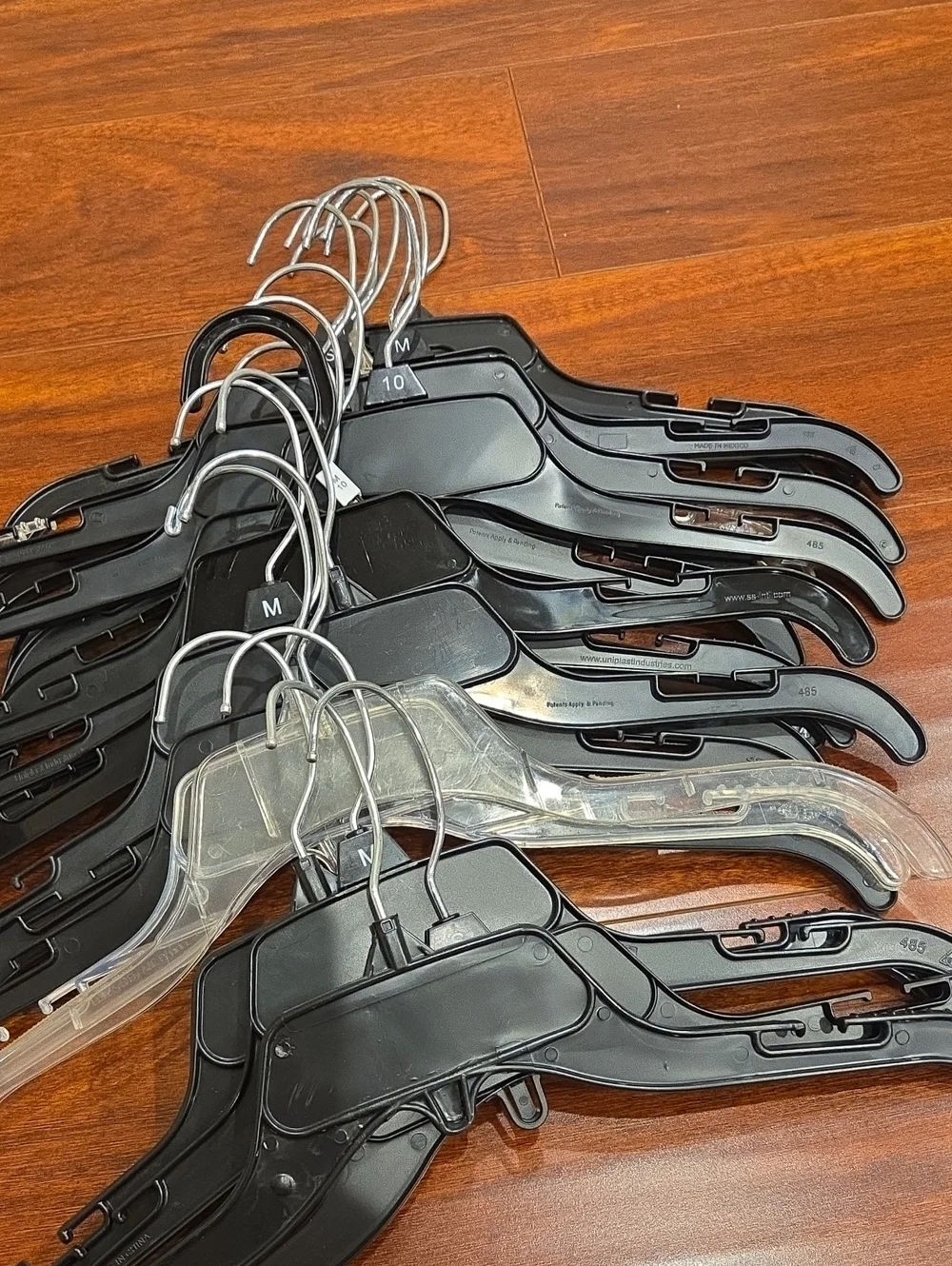 Bundle of 20 Hangers